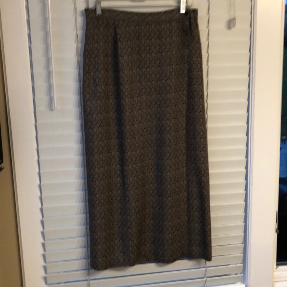 BUY BEFORE DONATE 9/9! Long Black and Tan wraparound skirt.